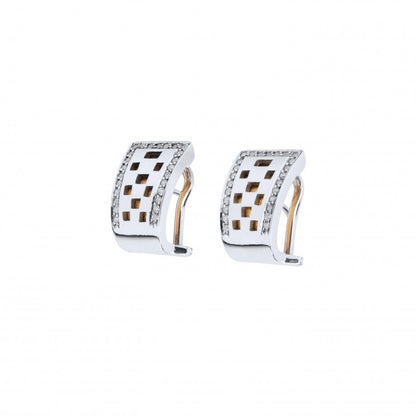 Brincos de prata femininos Carmo Joalheiros estilo huggie com recortes geométricos e fileira de zircónias